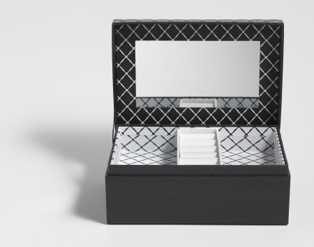 Cristina Cordula boîte make up